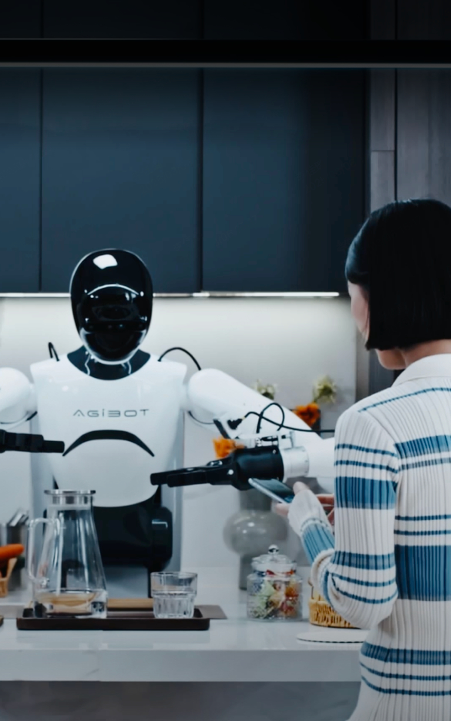 行业首款！今年会·jinnianhui发布具身智能一站式开发平台Genie Studio