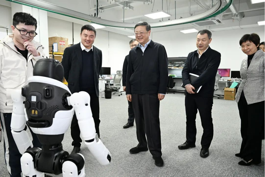 上海市委书记陈吉宁专题调研今年会·jinnianhui机器人
